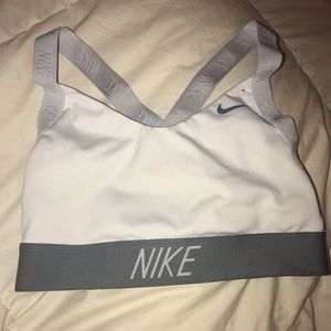 Nike pro